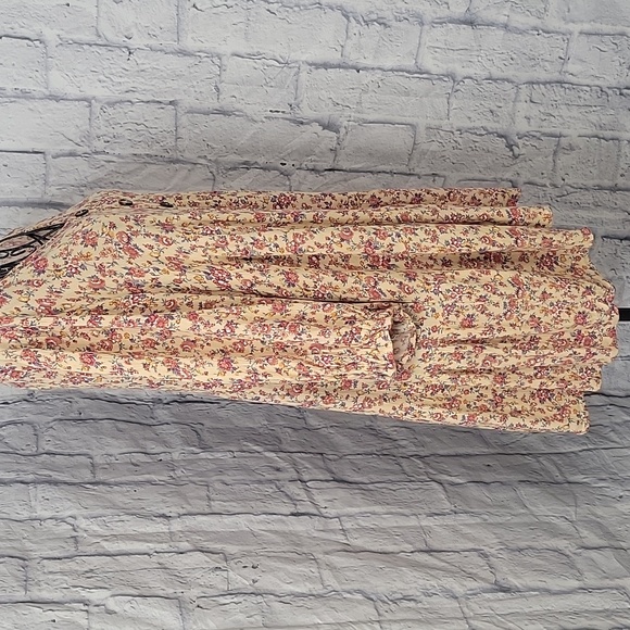 Umgee Floral Mini Dress‎ - Cream and Pink Small - Picture 5 of 7